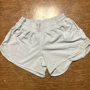 Lululemon Hotty Hot shorts